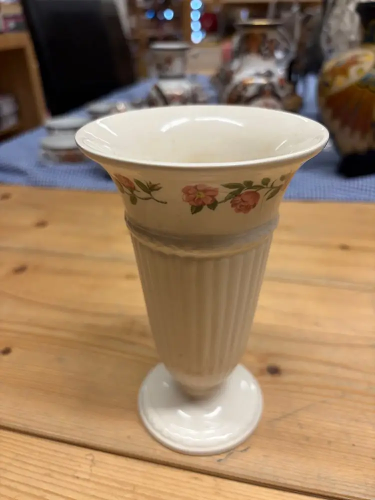Wedgewood vaas klein